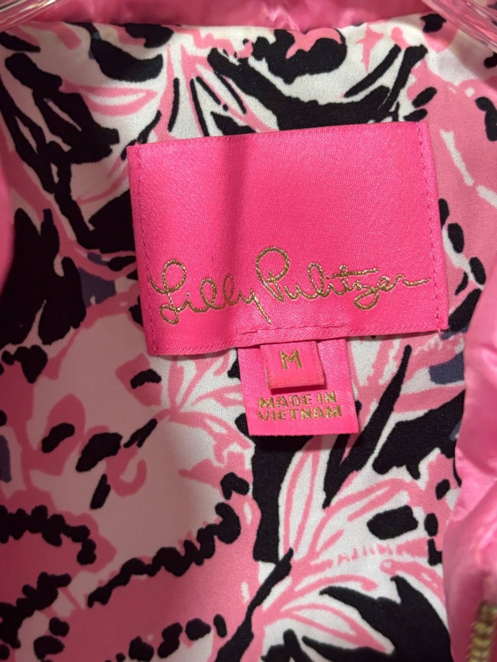 Lilly Pulitzer Elyn Puffer Vest Hangin With My Boo Print Size M Limited Edition - Picture 4 of 11